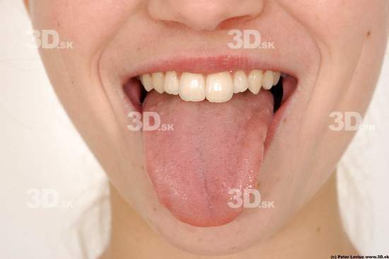 Tongue Woman White Average