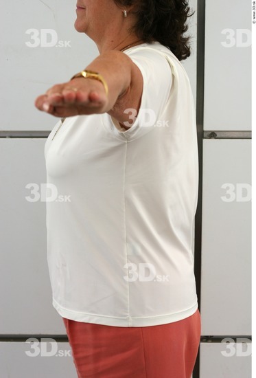 Upper Body Woman White Casual Average