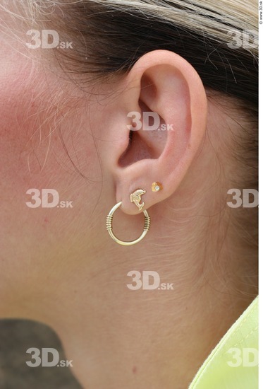 Ear Woman White Jewel Slim