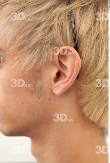 Ear Man White Casual Slim