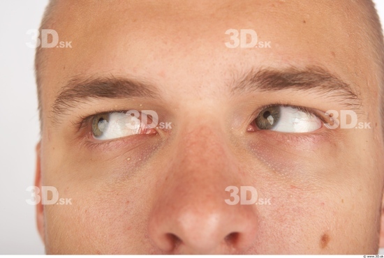 Eye Man Average Studio photo references