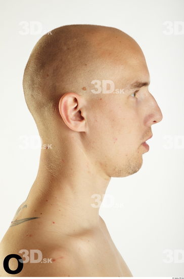 Head Phonemes Man White Slim Bald