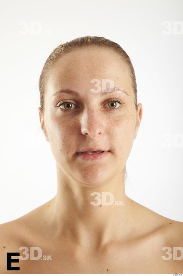 Head Phonemes Woman White Average