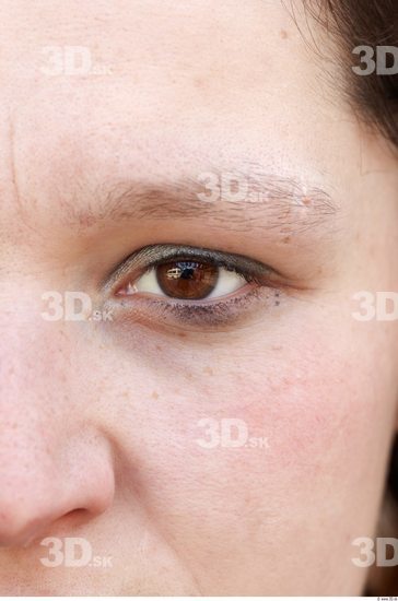 Eye Woman White Chubby