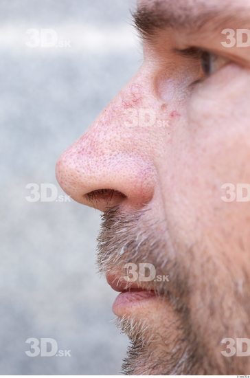 Nose Man White Average