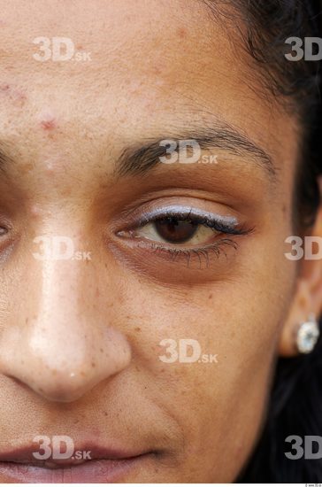 Eye Head Man Woman Slim Athletic Street photo references