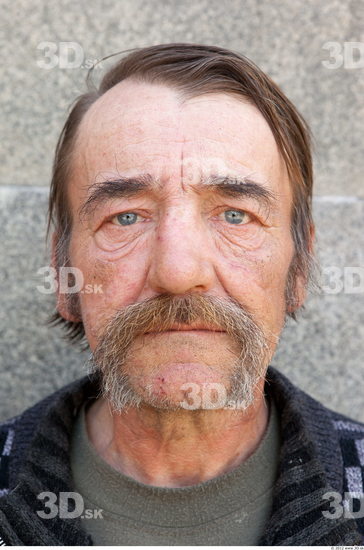 Head Man White Casual Chubby Bearded