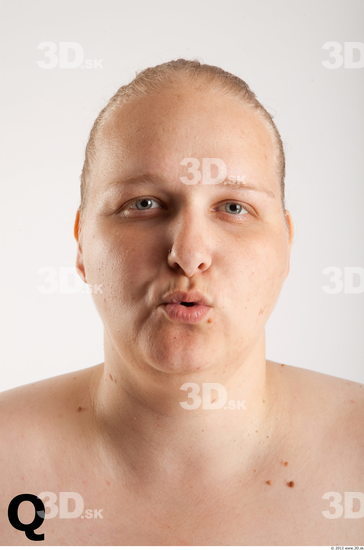 Head Phonemes Woman White Overweight