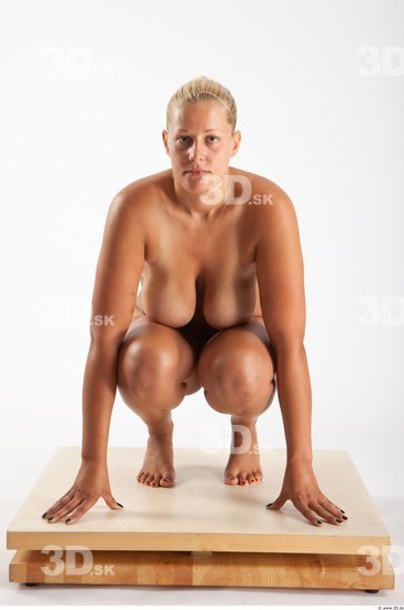 Whole Body Woman Other White Nude Average