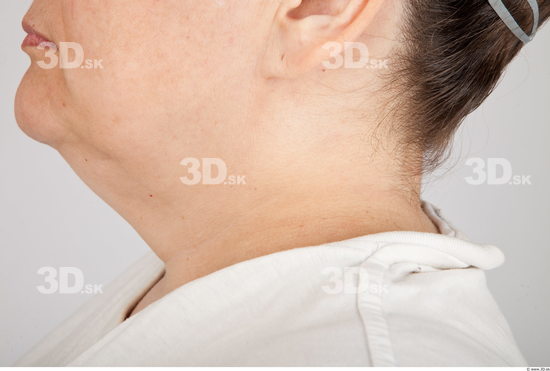 Neck Woman White Average Wrinkles