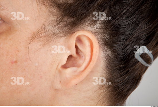 Ear Woman White Average Wrinkles