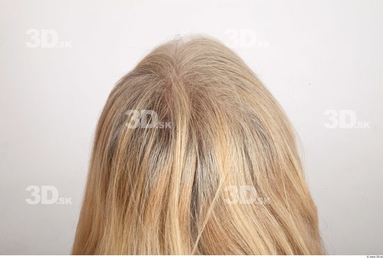 Hair Woman White Average Wrinkles