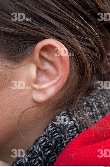 Ear Woman Casual Average Street photo references