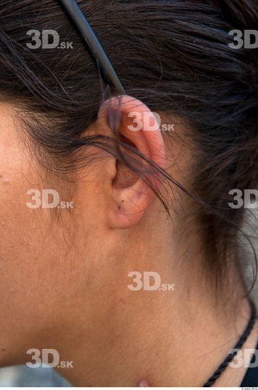 Ear Woman Casual Average Street photo references