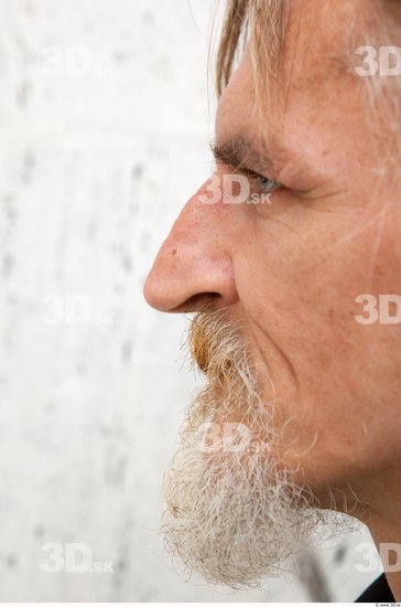 Nose Man White Average Bearded