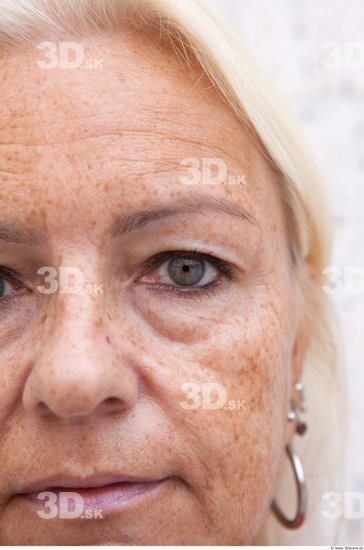 Head Woman White Average Wrinkles