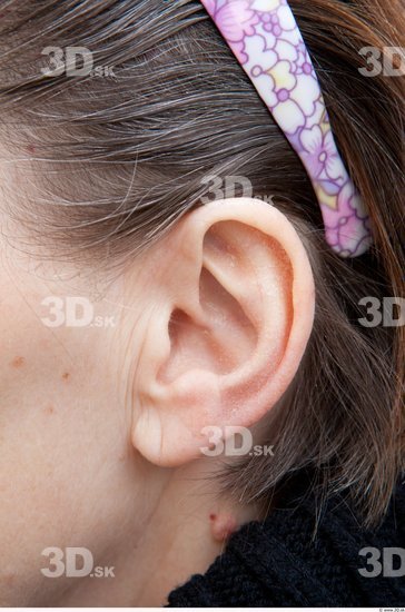 Ear Woman Casual Average Street photo references