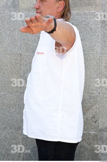 Underarm Man White Casual T shirt Average