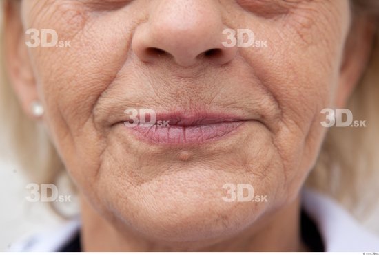 Mouth Woman White Casual Average Wrinkles