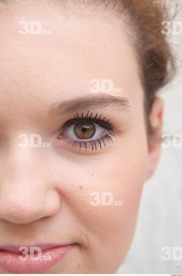 Eye Woman White Average