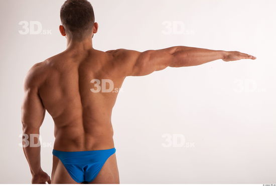 Arm moving pose light of bodybuilder Harold