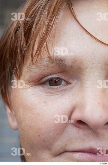 Eye Woman White Casual Average Street photo references