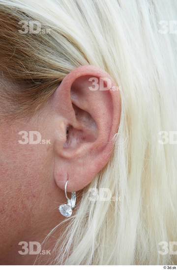 Ear Woman White Sports Average Street photo references