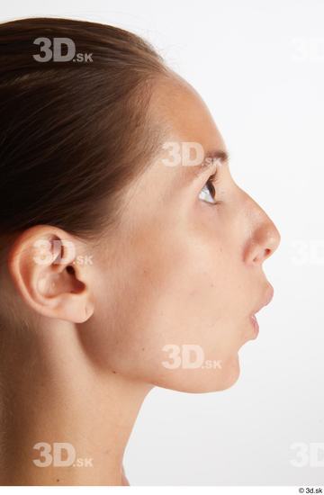 Vanessa Angel  O head phoneme side view  jpg