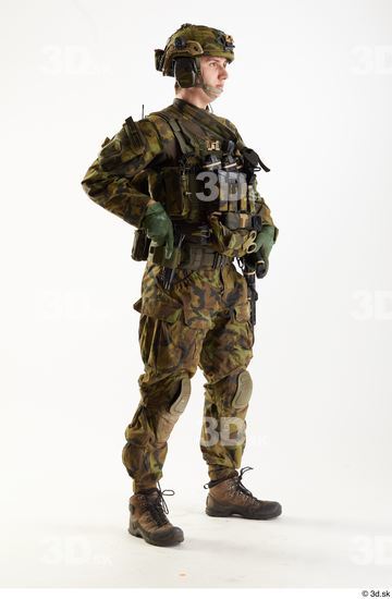 Whole Body Weapons-Rifle Man Pose with machine rifle White Uniform Athletic Studio photo references