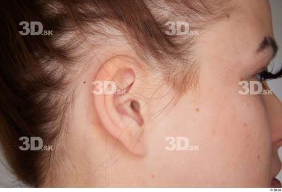 Olivia Sparkle ear  jpg