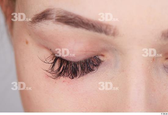 Olivia Sparkle eye eyelash  jpg