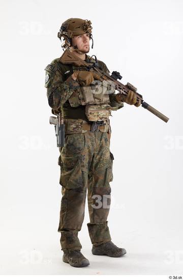 Whole Body Weapons-Rifle Man Pose with machine rifle White Army Athletic Studio photo references