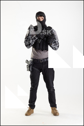  Andrew Elliott Contractor Pose with Gun 
