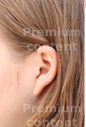 Ear Woman White Casual Average