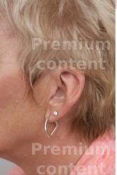 Ear Woman White Casual Average