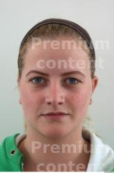 Head Woman White Piercing Average