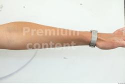 Forearm Woman White Average